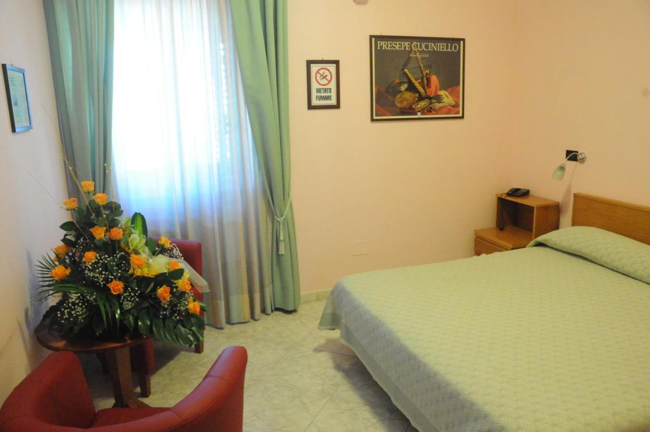 Hotel Grillo Verde Торре-Аннунціата Екстер'єр фото